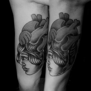 facere2